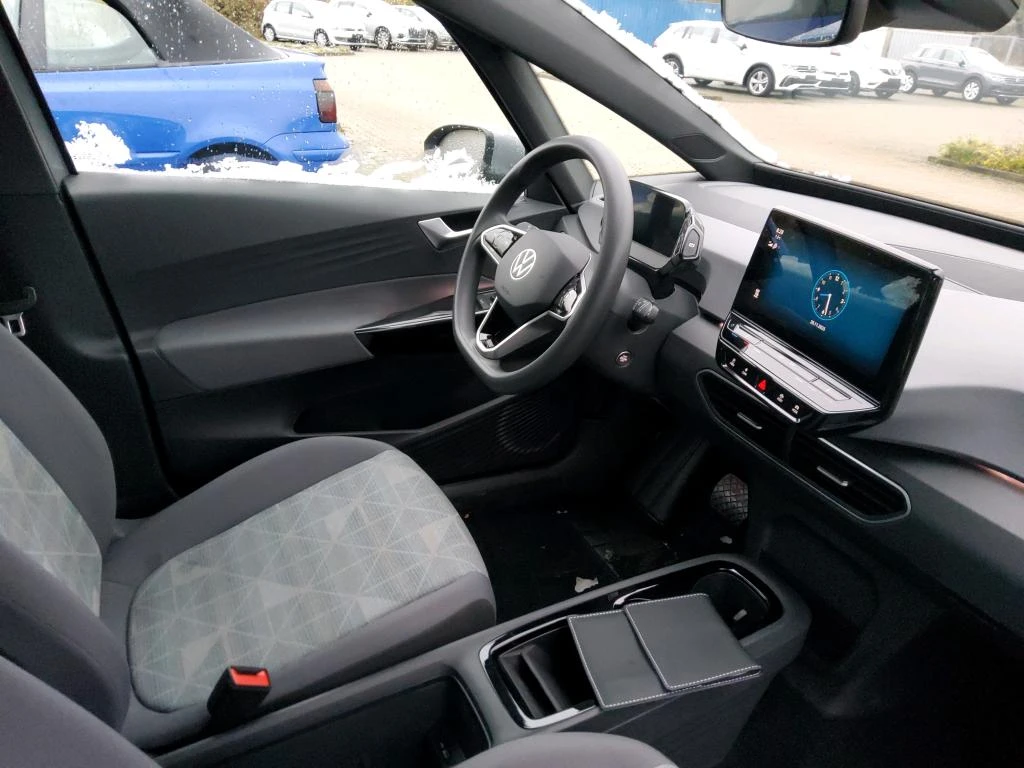 VW ID.3 Pure, снимка 8 - Автомобили и джипове - 54422901