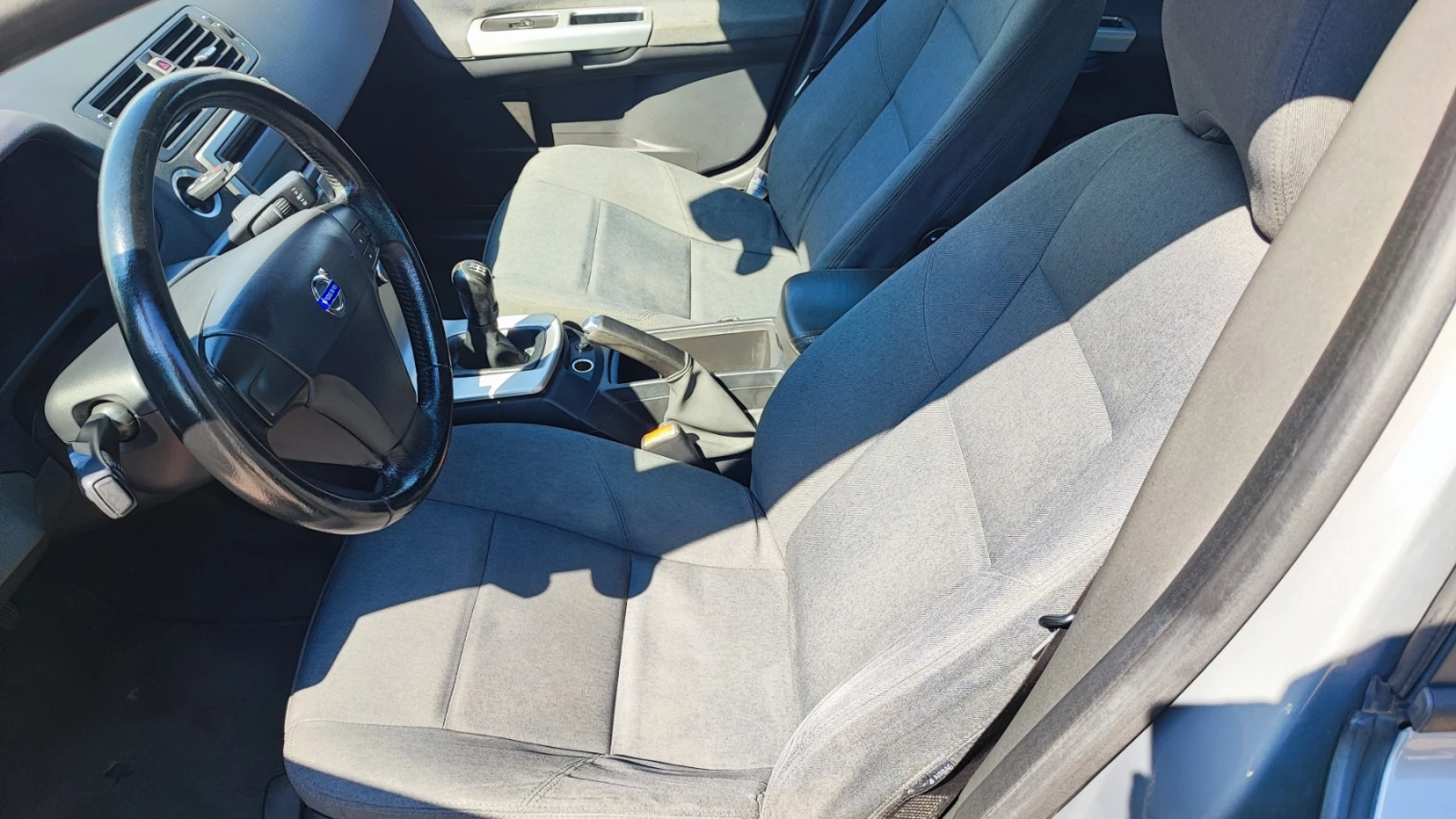 Volvo S40 1.6 D 110к.с., снимка 16 - Автомобили и джипове - 54459055