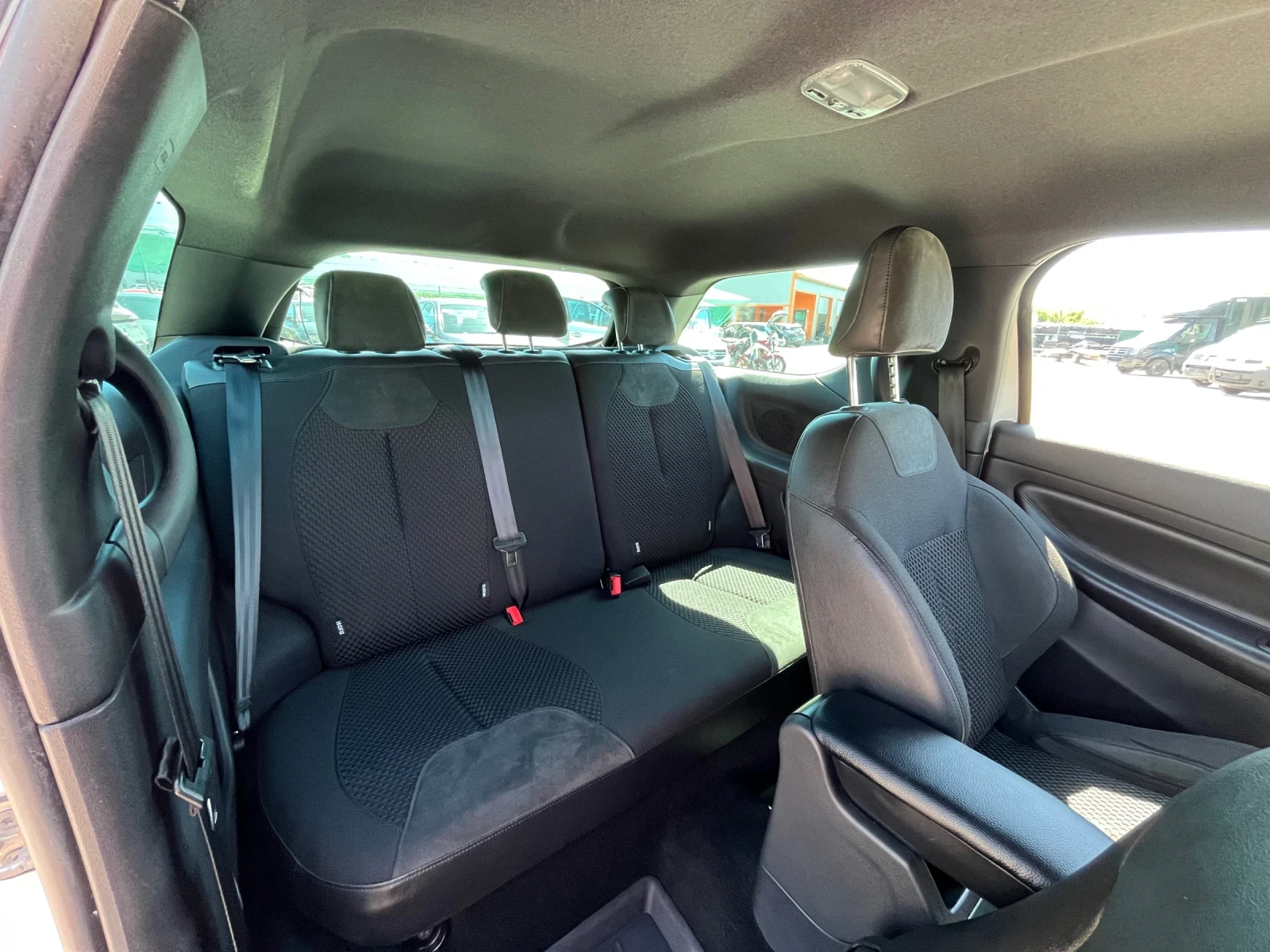 Citroen DS3 1.6 HDI Exclusive, снимка 13 - Автомобили и джипове - 54712044