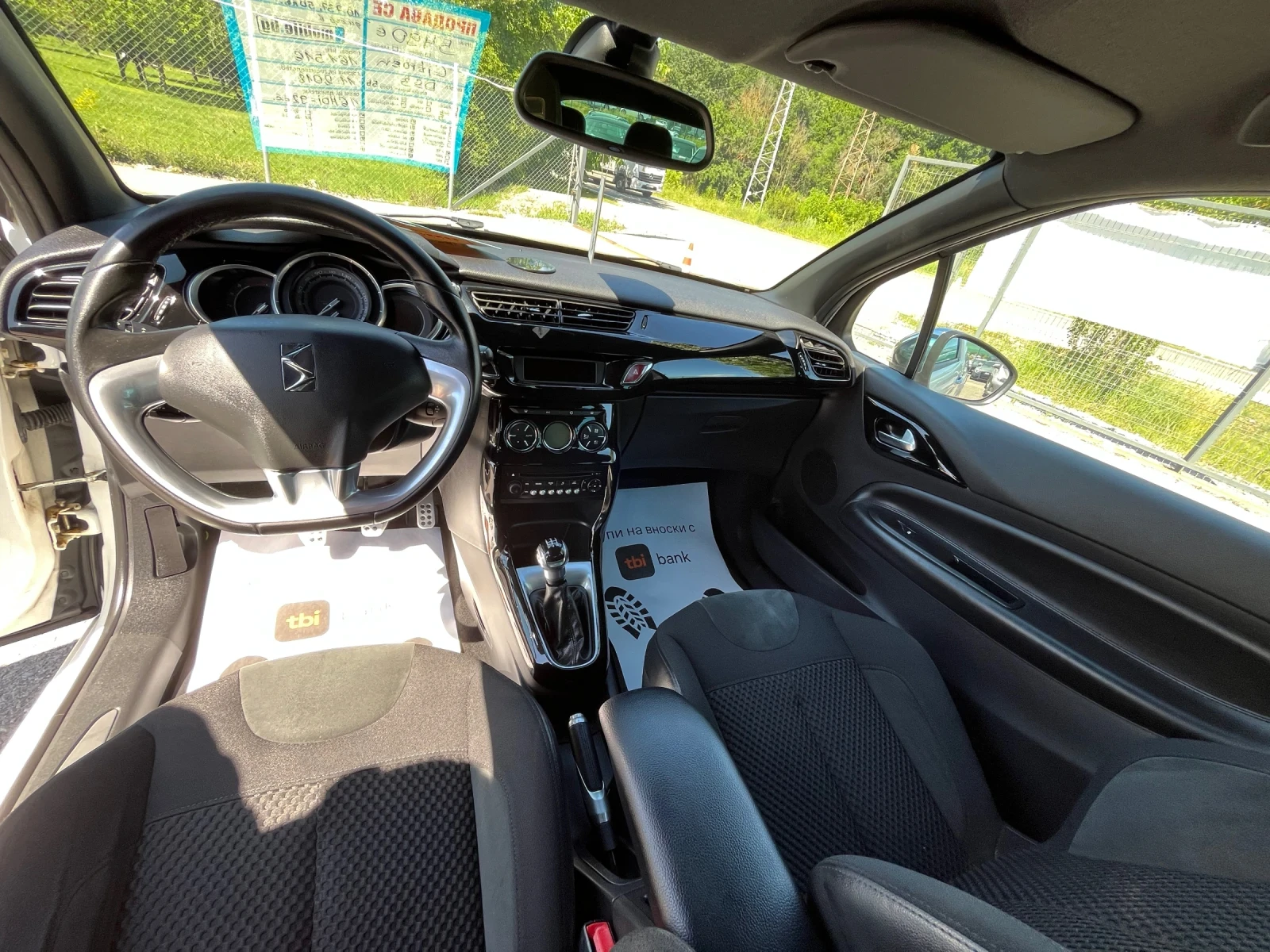 Citroen DS3 1.6 HDI Exclusive, снимка 11 - Автомобили и джипове - 54712044