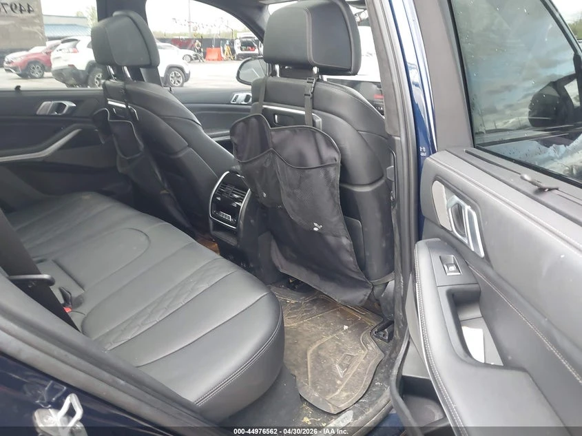 BMW X5M 4.4l X5 M60I, снимка 8 - Автомобили и джипове - 54831105