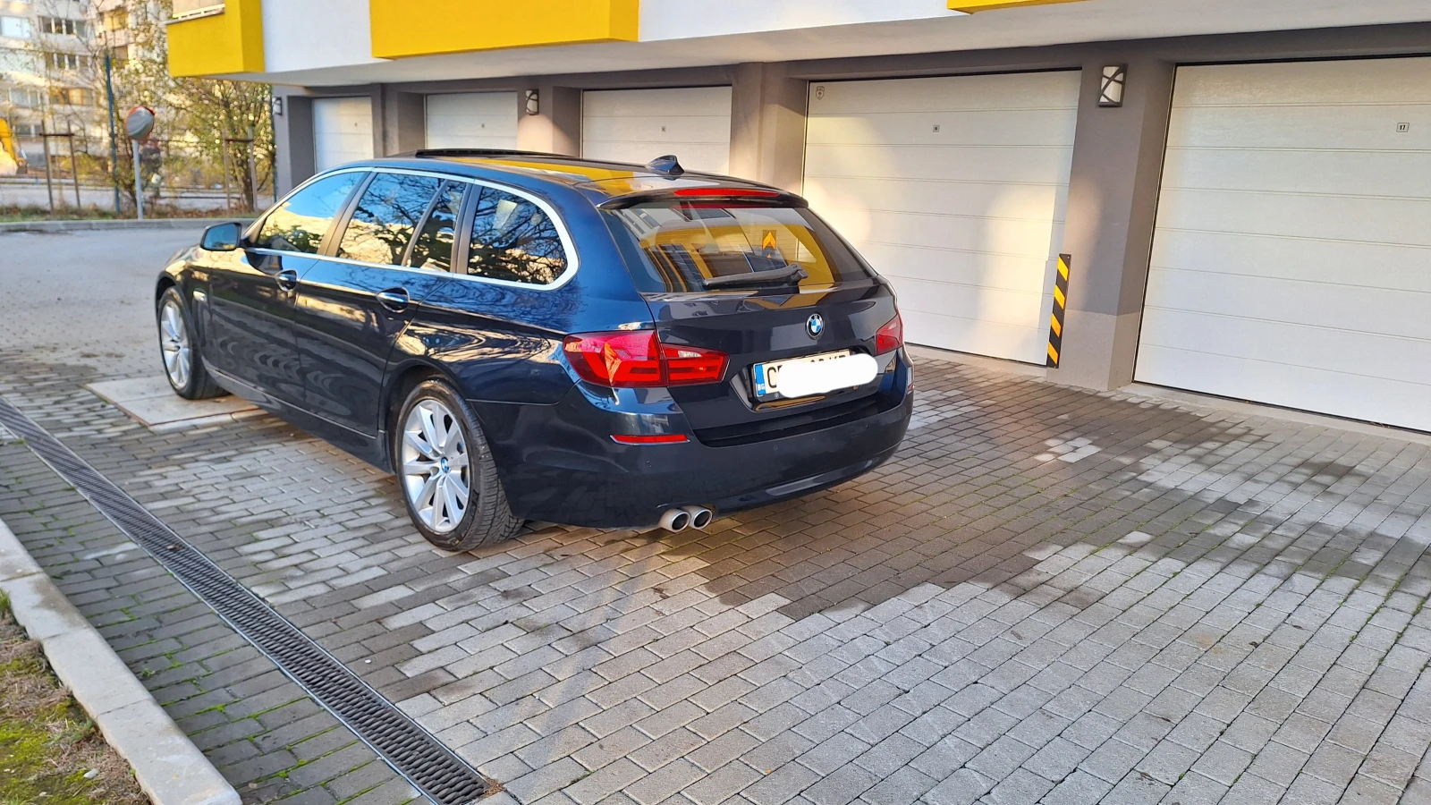 BMW 525 D Xdrive ПАНОРАМА, снимка 5 - Автомобили и джипове - 54879893