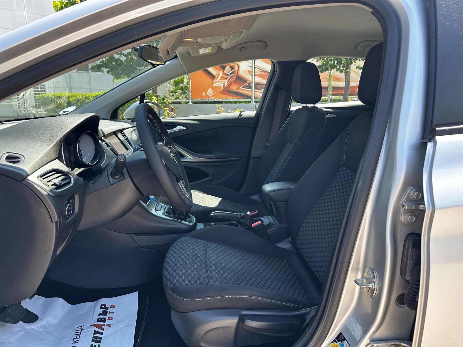Opel Astra 1.0i 105 к.с./ГАРАНЦИЯ , снимка 9 - Автомобили и джипове - 54976923