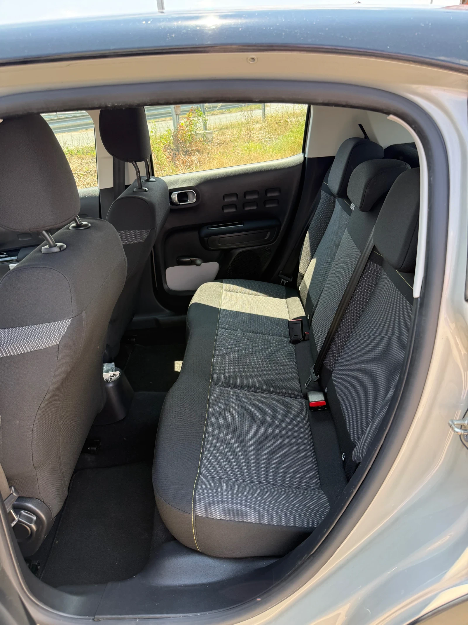Citroen C3 1.2 PureTech S&S Evro 6D, снимка 11 - Автомобили и джипове - 54997112