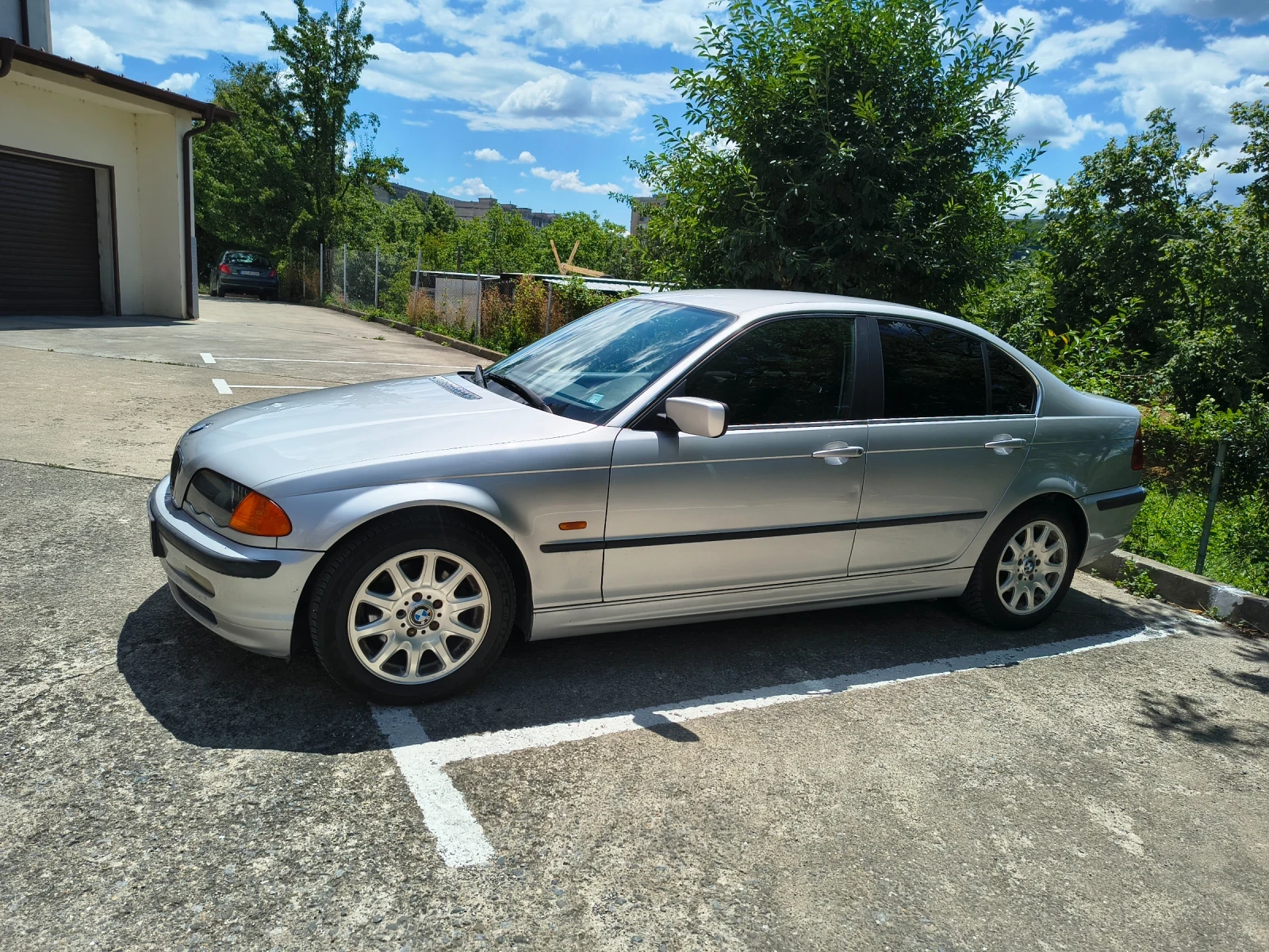 BMW 328 Газ/Бензин, снимка 2 - Автомобили и джипове - 55280139