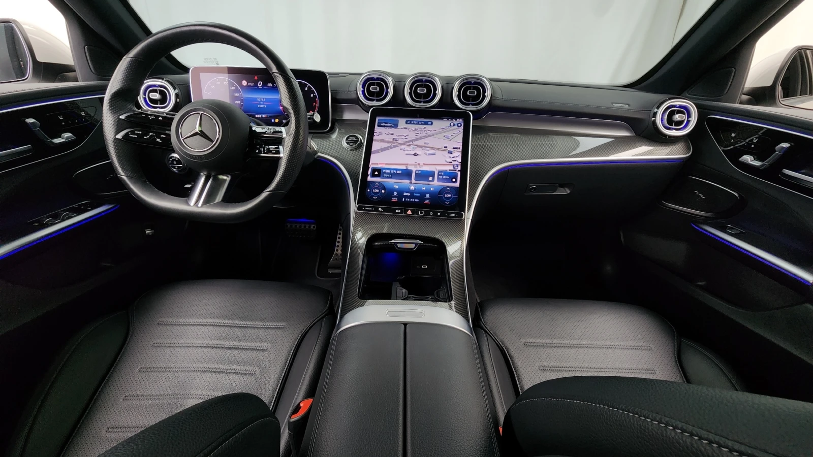 Mercedes-Benz C 300 AMG Line, снимка 5 - Автомобили и джипове - 55542139