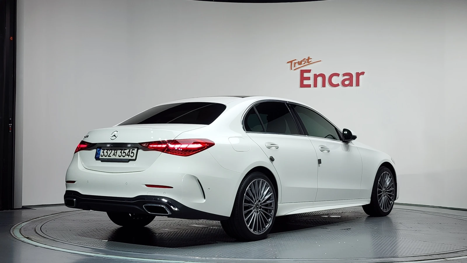 Mercedes-Benz C 300 AMG Line, снимка 2 - Автомобили и джипове - 55542139