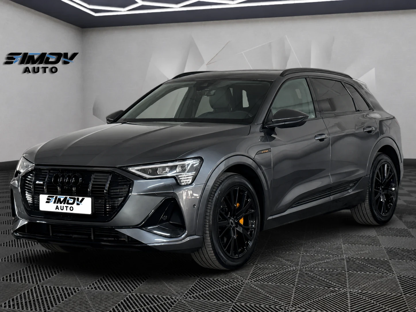 Audi E-Tron 55 S-LINE PLUS 95KWH B&O КОЖА ПОДГРЕВ ПАНОРАМА 