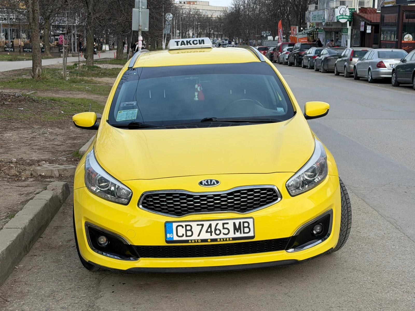Kia Ceed, снимка 4 - Автомобили и джипове - 55588953