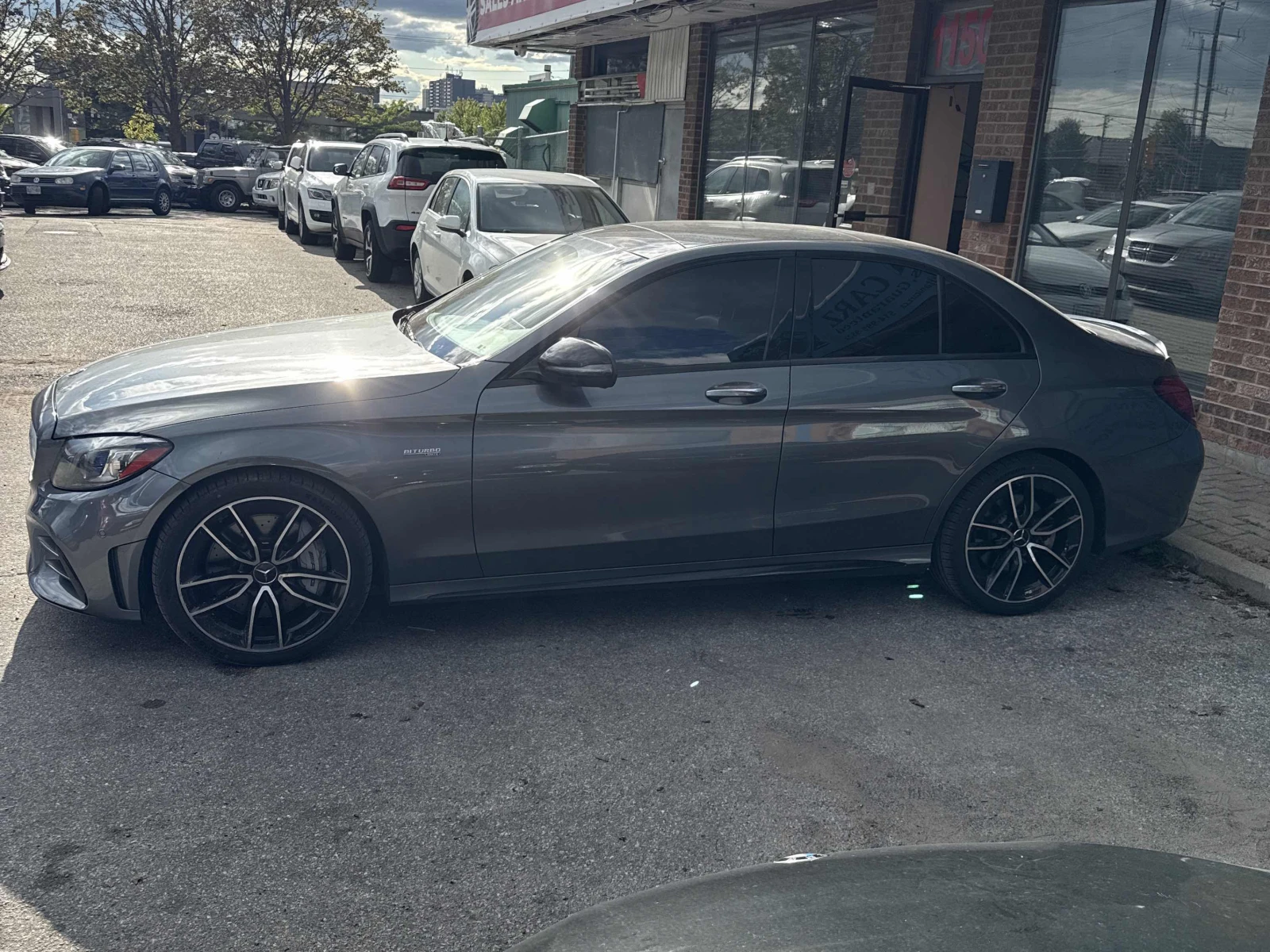 Mercedes-Benz C 43 AMG / 360 / Distronic / Burmester / Carfax / Автокреди, снимка 2 - Автомобили и джипове - 55993245