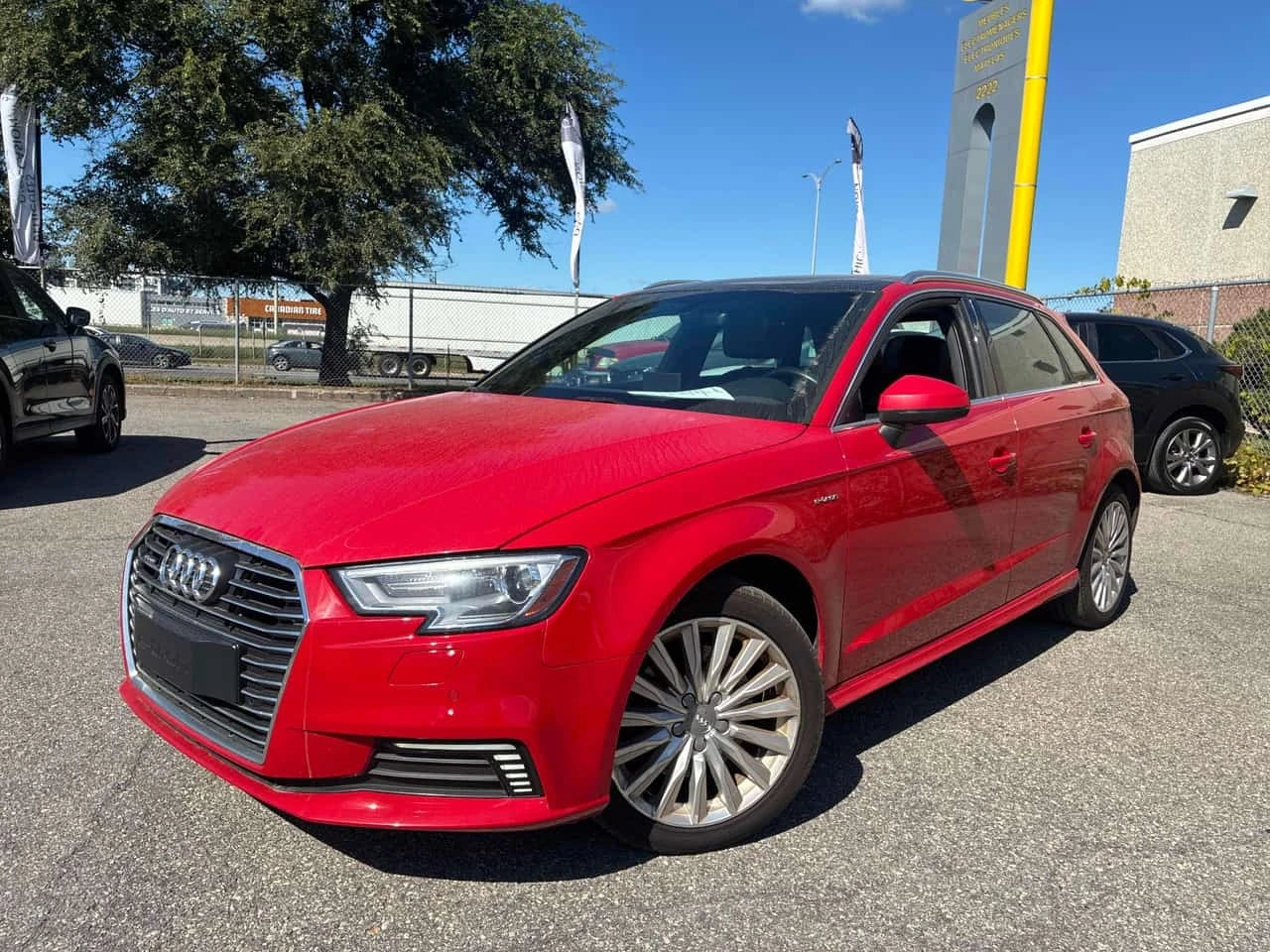 Audi E-Tron * Progressiv * CARFAX * ОПЦИЯ ЗА ФИНАНСИРАНЕ