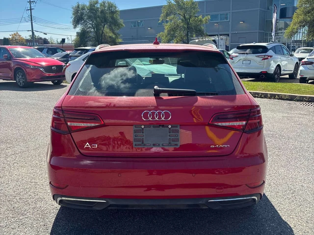 Audi E-Tron * Progressiv * CARFAX * ОПЦИЯ ЗА ФИНАНСИРАНЕ, снимка 4 - Автомобили и джипове - 56193299