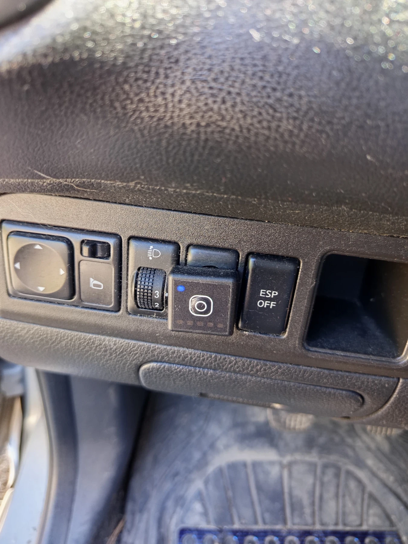Nissan Note 1.6, снимка 11 - Автомобили и джипове - 56254362