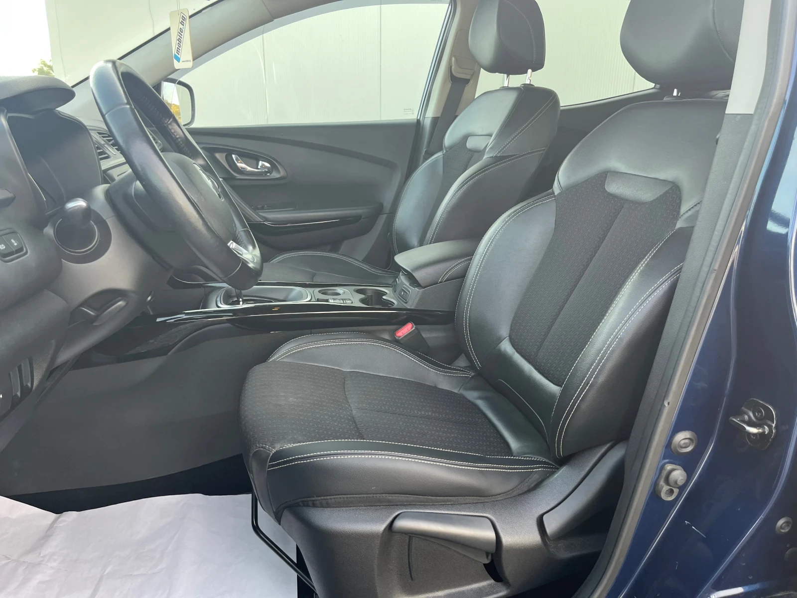 Renault Kangoo 1.2 TCe Intens , снимка 13 - Автомобили и джипове - 56431909