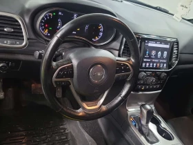 Jeep Grand cherokee * ALTITUDE * CARFAX * ЦЕНА ДО БГ, снимка 9 - Автомобили и джипове - 53648436