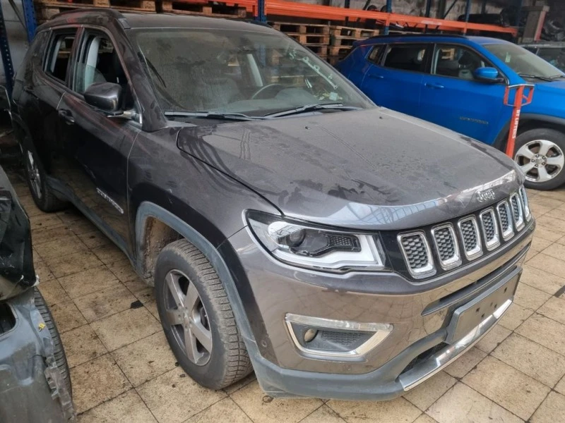 Jeep Compass, снимка 6 - Автомобили и джипове - 49495689