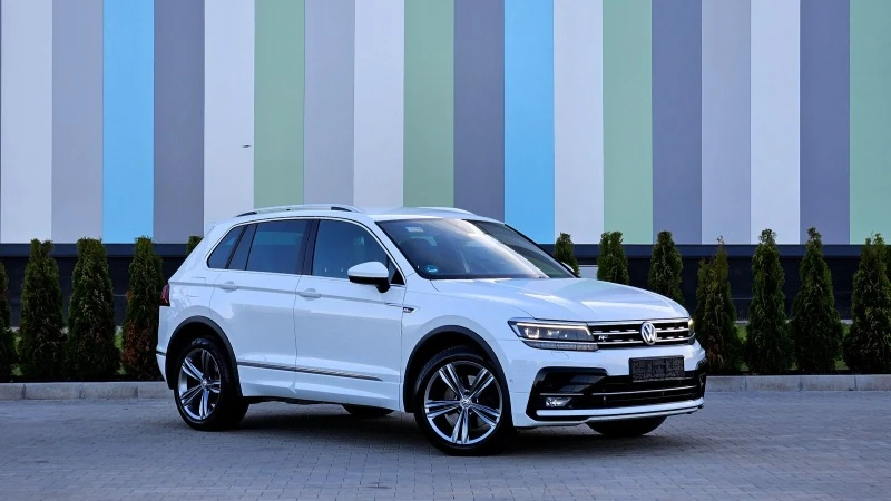 VW Tiguan 190, 3xR-line, Digital, Камера, снимка 1 - Автомобили и джипове - 46874076