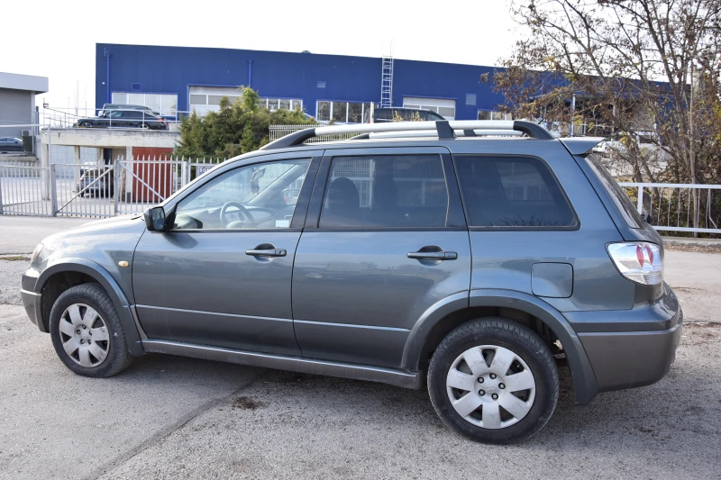 Mitsubishi Outlander, снимка 4 - Автомобили и джипове - 49124695