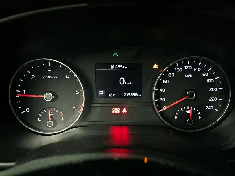 Kia Sportage The Bold Diesel 1.6 2Wd Prestige, снимка 8 - Автомобили и джипове - 54882468
