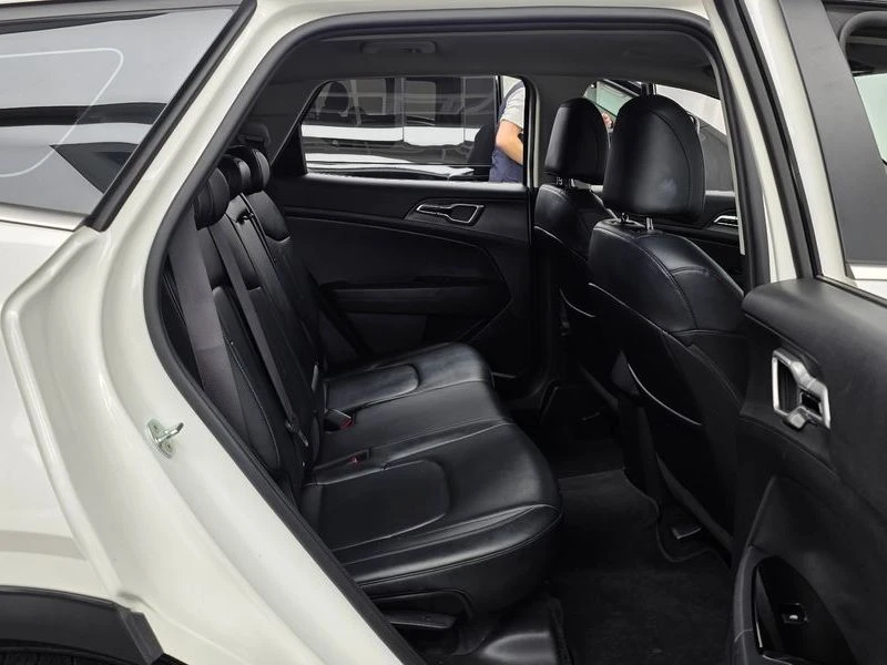 Kia Sportage 1.6 Automatic, снимка 16 - Автомобили и джипове - 55587947
