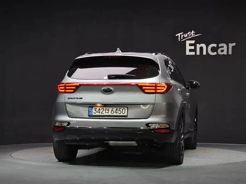 Kia Sportage, снимка 4 - Автомобили и джипове - 56690252