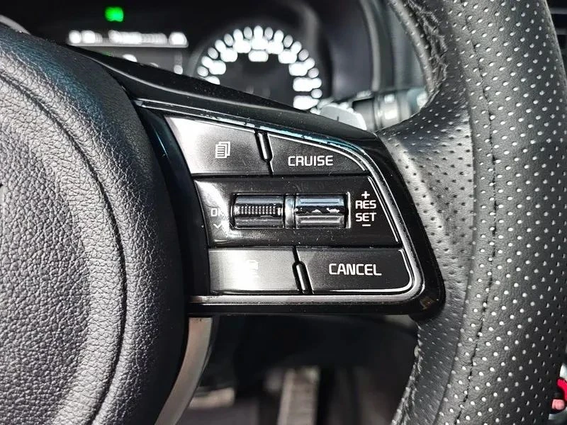 Kia Sportage, снимка 17 - Автомобили и джипове - 56690252