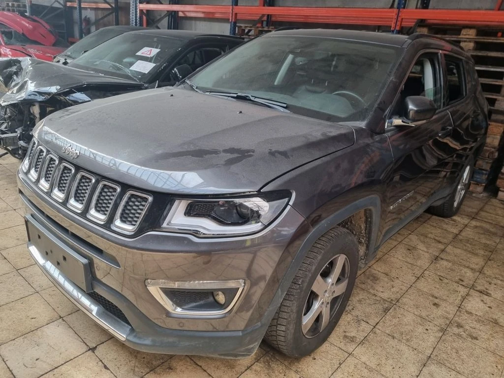 Jeep Compass  - изображение 8