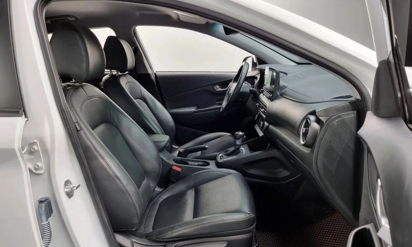 Hyundai Kona Gasoline 2.0 2Wd Modern - изображение 9