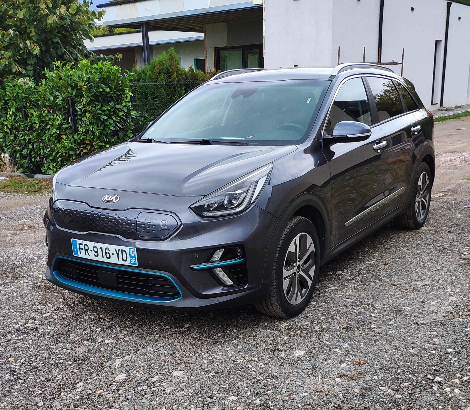 Kia Niro E-niro 64 KWH / KIA CONNECT | Mobile.bg   1