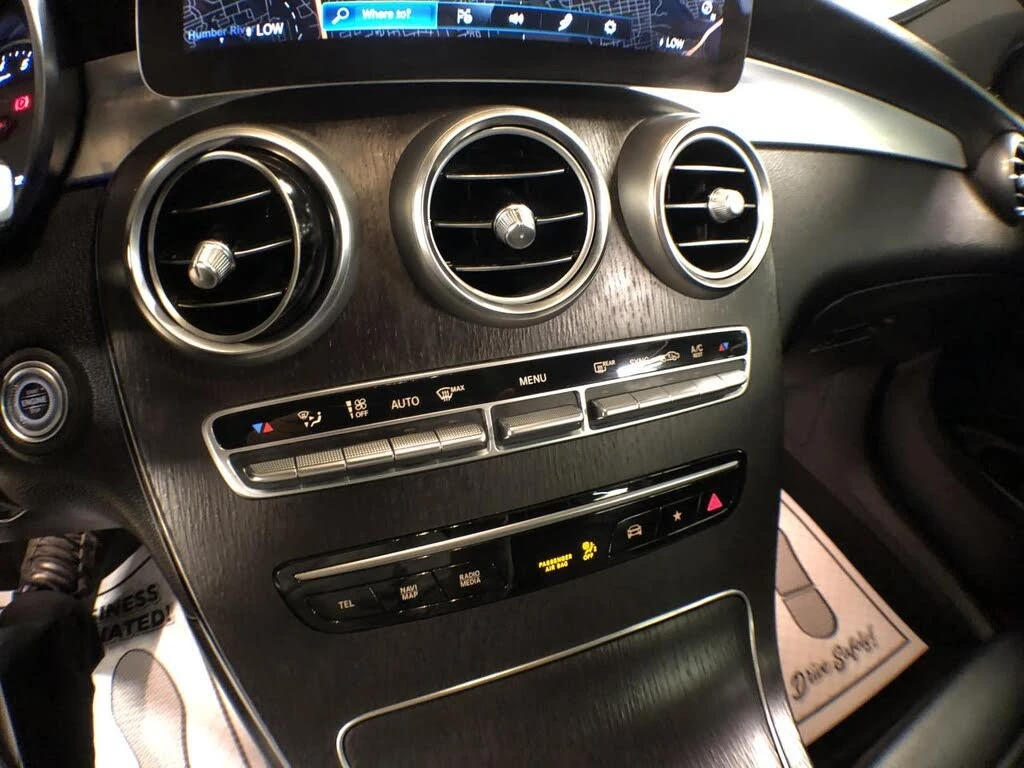 Mercedes-Benz GLC 300 4MATIC* АвтоКредит* (ЦЕНА ДО БГ), снимка 13 - Автомобили и джипове - 54056944