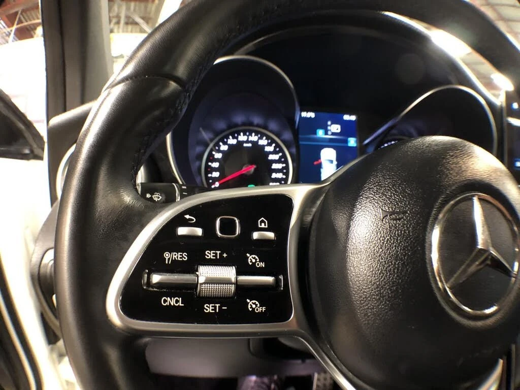 Mercedes-Benz GLC 300 4MATIC* АвтоКредит* (ЦЕНА ДО БГ), снимка 10 - Автомобили и джипове - 54056944