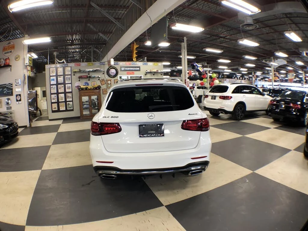 Mercedes-Benz GLC 300 4MATIC* АвтоКредит* (ЦЕНА ДО БГ), снимка 5 - Автомобили и джипове - 54056944