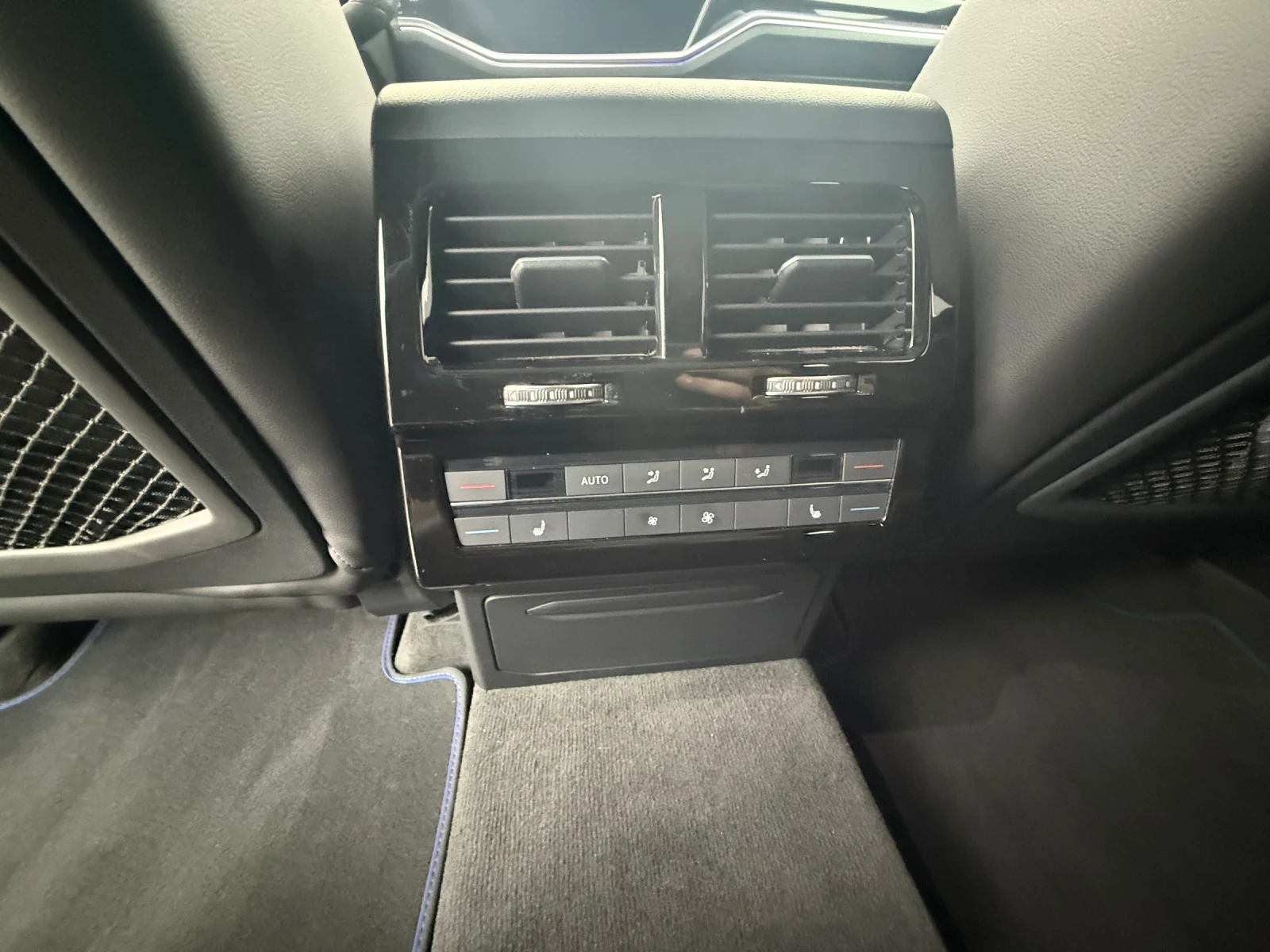 VW Touareg R, снимка 4 - Автомобили и джипове - 54101889