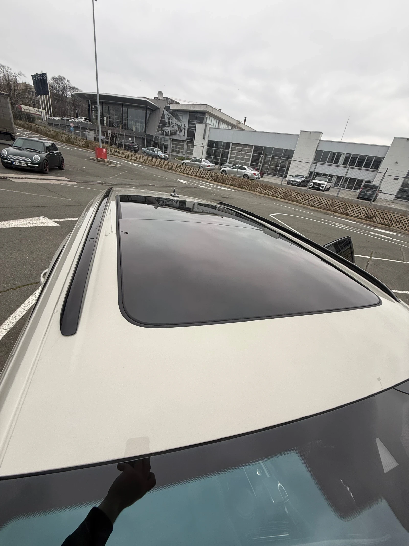VW Touareg R, снимка 13 - Автомобили и джипове - 54101889