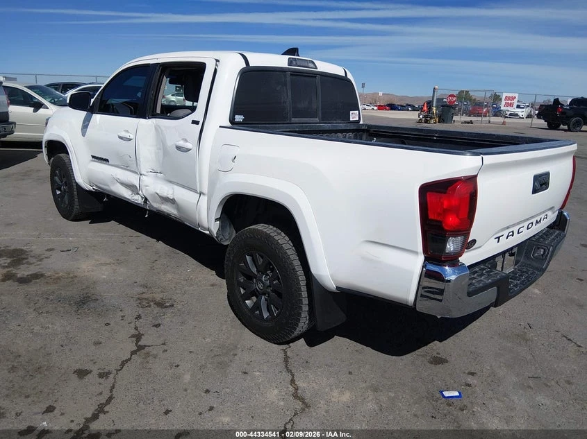 Toyota Tacoma 2.7l Sr5, снимка 3 - Автомобили и джипове - 54154066
