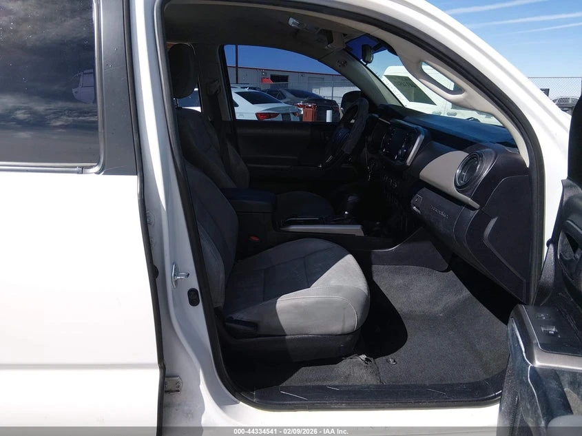 Toyota Tacoma 2.7l Sr5, снимка 5 - Автомобили и джипове - 54154066