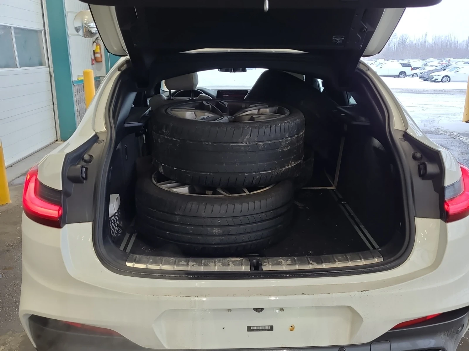 BMW X4 M40i* Harman Kardon* HUD, снимка 10 - Автомобили и джипове - 54238183