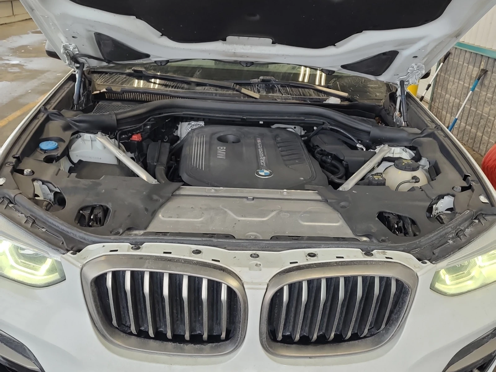 BMW X4 M40i* Harman Kardon* HUD, снимка 12 - Автомобили и джипове - 54238183