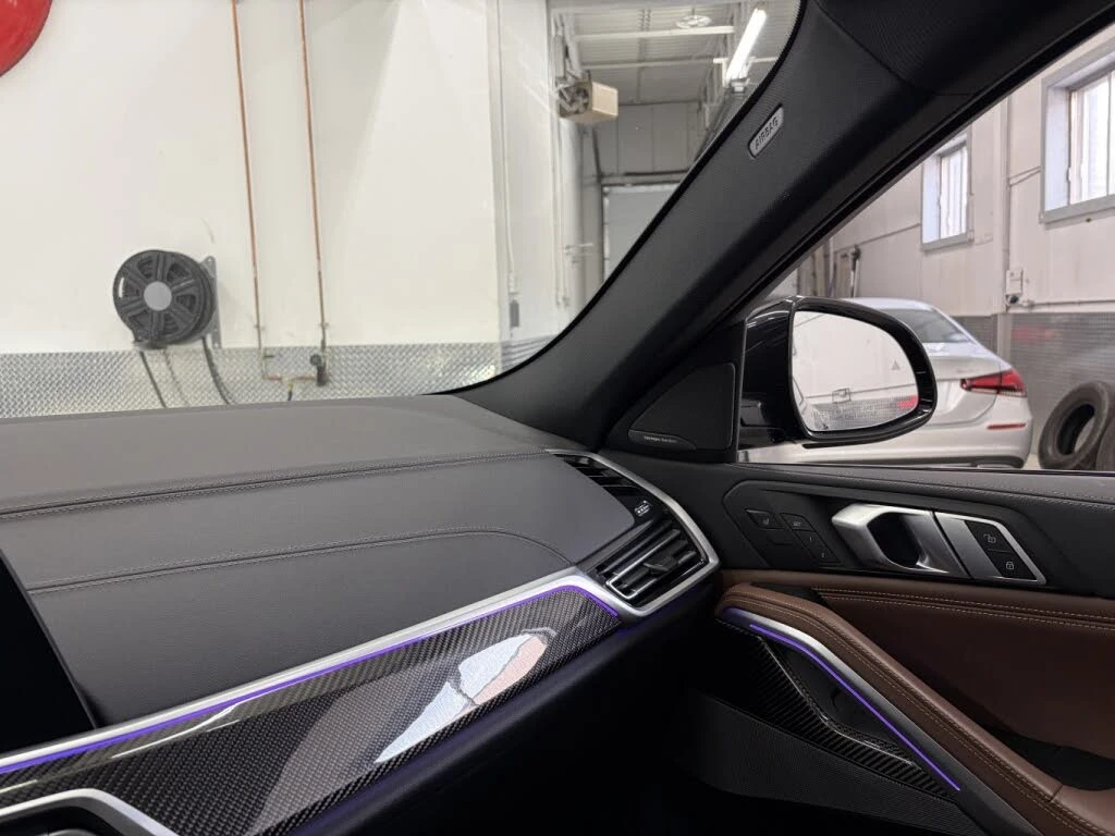 BMW X6 * M PACK * DISTRONIC * 360 * HARMAN KARDON, снимка 11 - Автомобили и джипове - 54455233