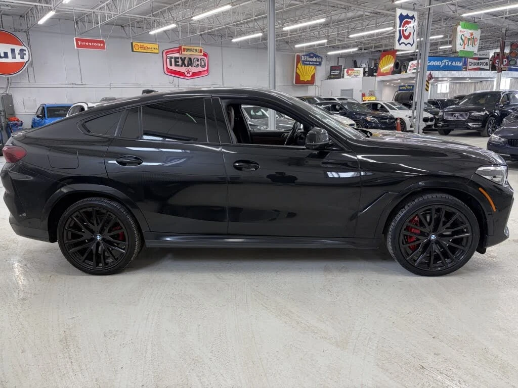 BMW X6 * M PACK * DISTRONIC * 360 * HARMAN KARDON, снимка 4 - Автомобили и джипове - 54455233