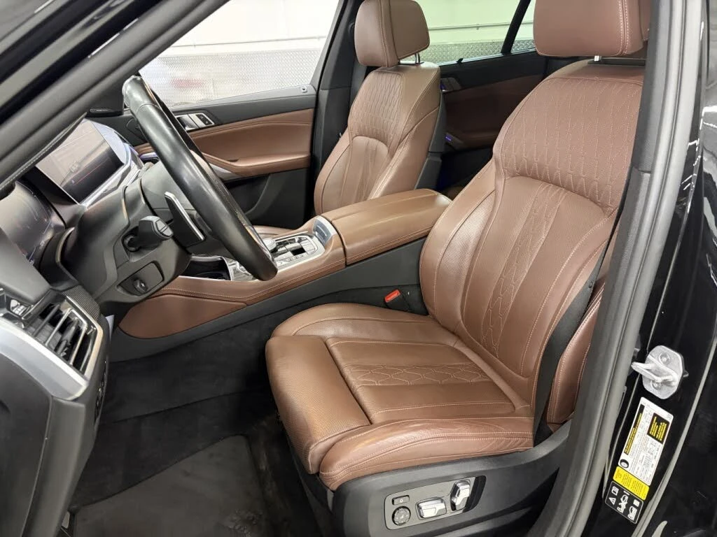 BMW X6 * M PACK * DISTRONIC * 360 * HARMAN KARDON, снимка 3 - Автомобили и джипове - 54455233