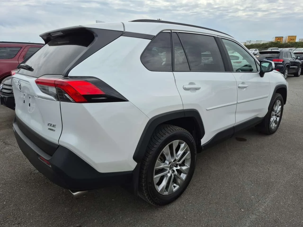 Toyota Rav4 * XLE * CARFAX * 2 КЛЮЧА * KEYLESS * ПОДГРЕВ, снимка 4 - Автомобили и джипове - 54518002