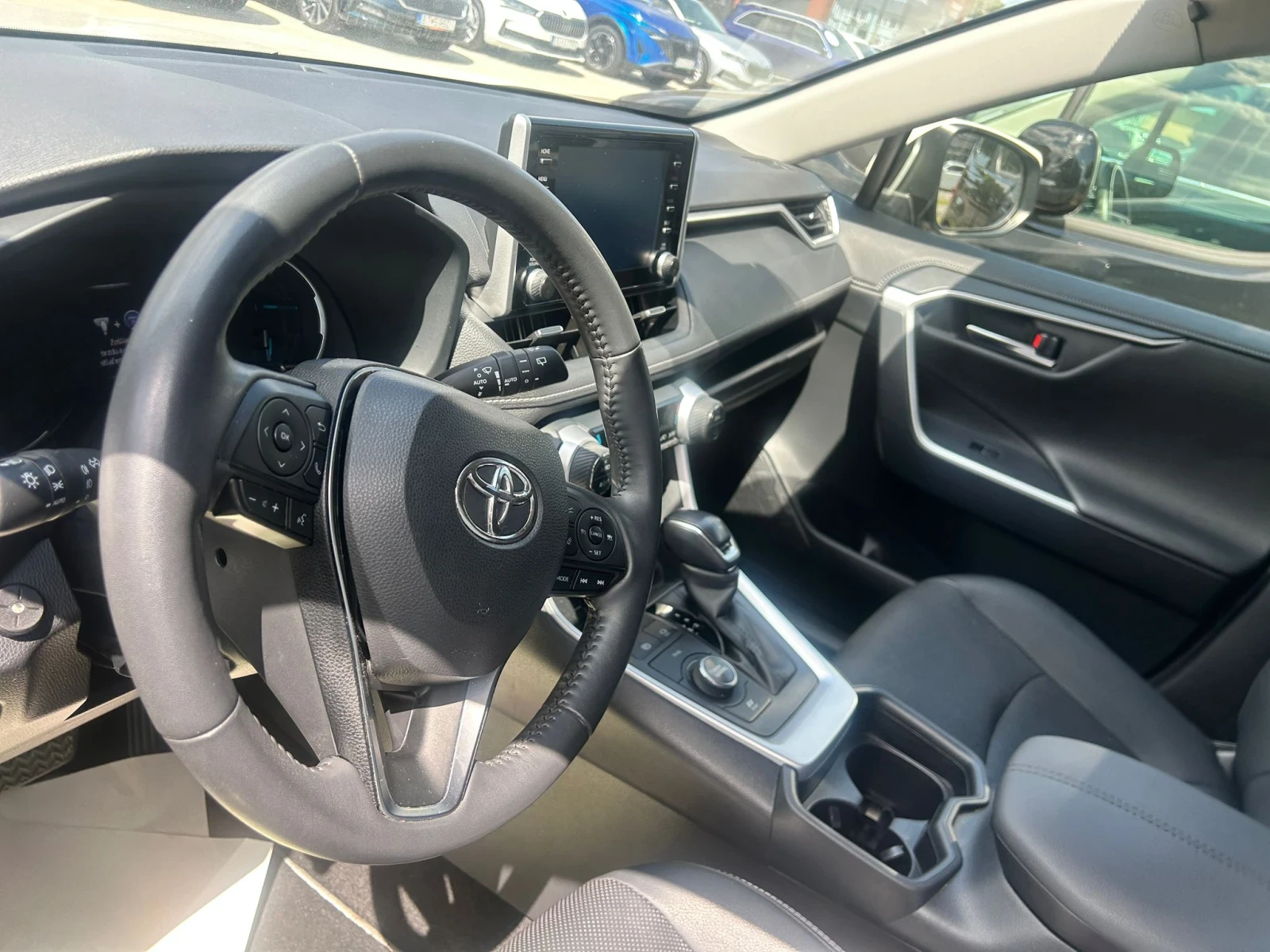 Toyota Rav4 Luxury/360Camera/Обдухване/Relax+ HHC, снимка 6 - Автомобили и джипове - 54673415