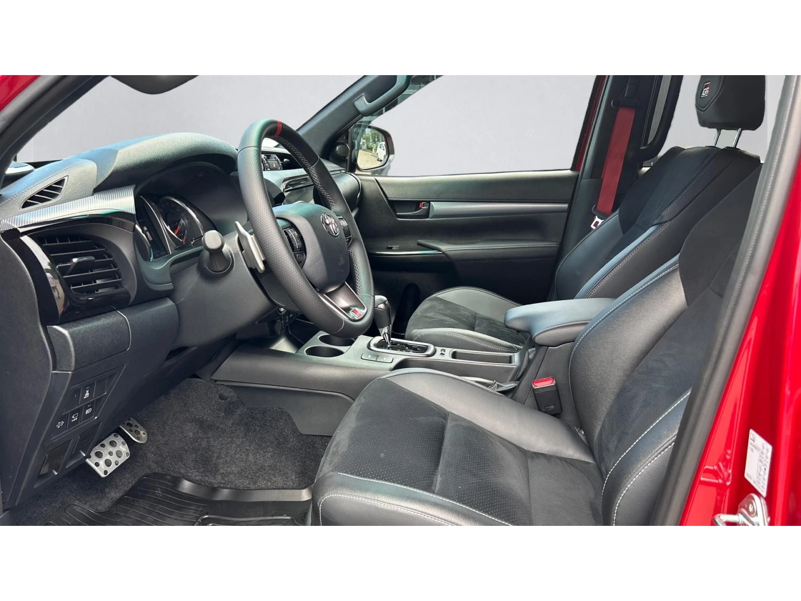 Toyota Hilux Месечна вноска от 738  , снимка 10 - Автомобили и джипове - 54720238