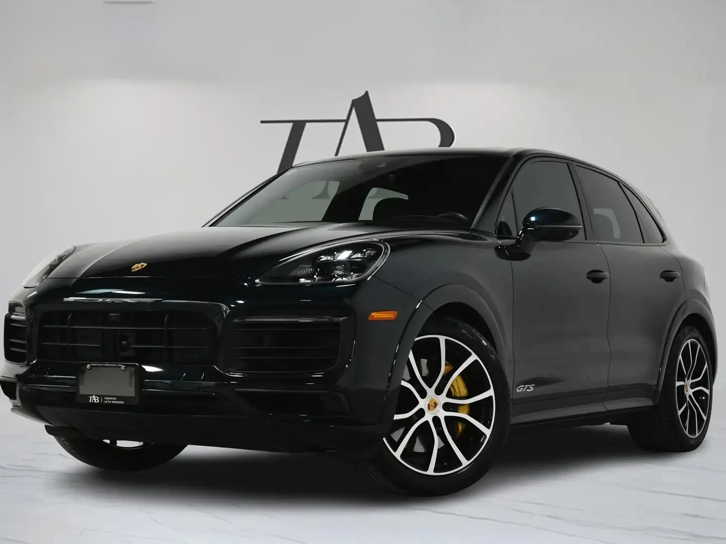 Porsche Cayenne GTS PREMIUM PLUS ЦЕНА ДО БЪЛГАРИЯ АВТОКРЕДИТ, снимка 2 - Автомобили и джипове - 55859398