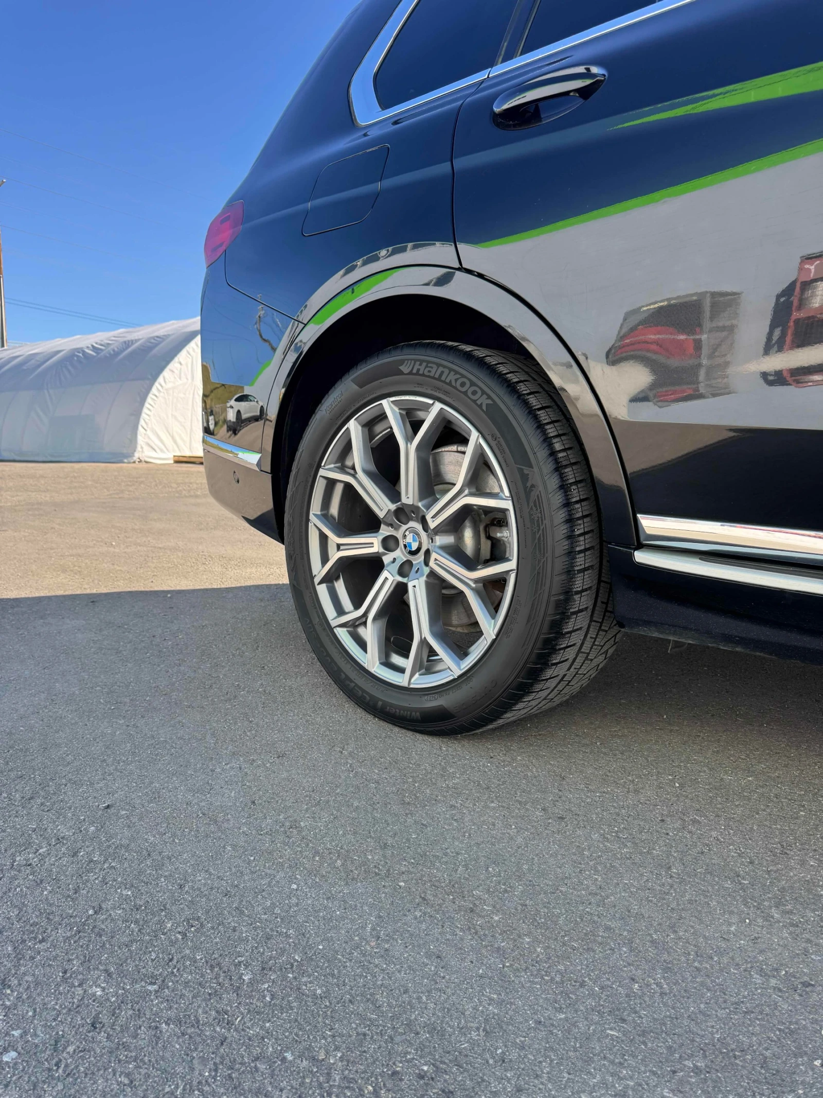 BMW X7 | CLEAR CARFAX PRIVATE AUCTION 90 K KM, снимка 16 - Автомобили и джипове - 55970740