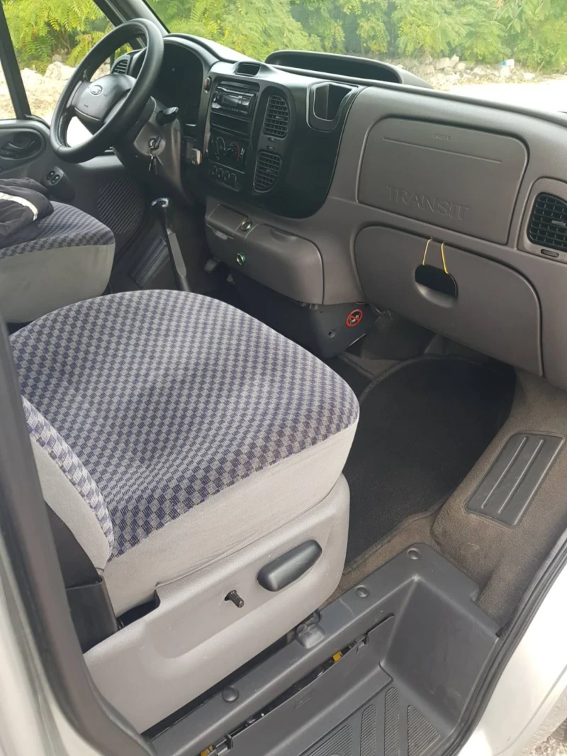 Ford Transit 2.0/125/К.С., снимка 8 - Бусове и автобуси - 52682622