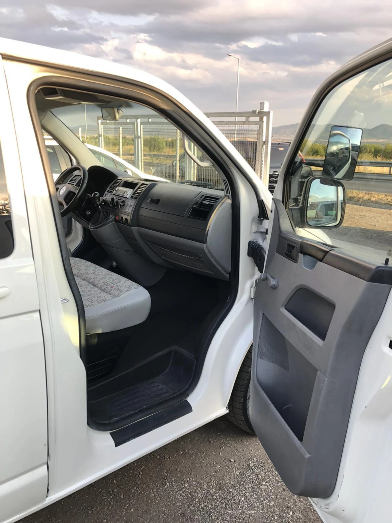 VW T5 Т. 5  .131 к.с климакик - изображение 7