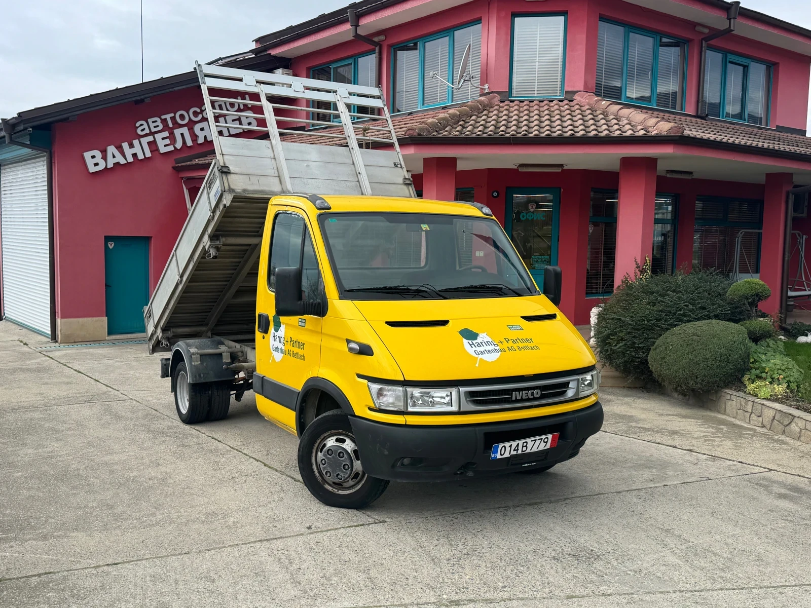 Iveco Daily 3.0HPT* Климатик* Тристранен самосвал - изображение 8