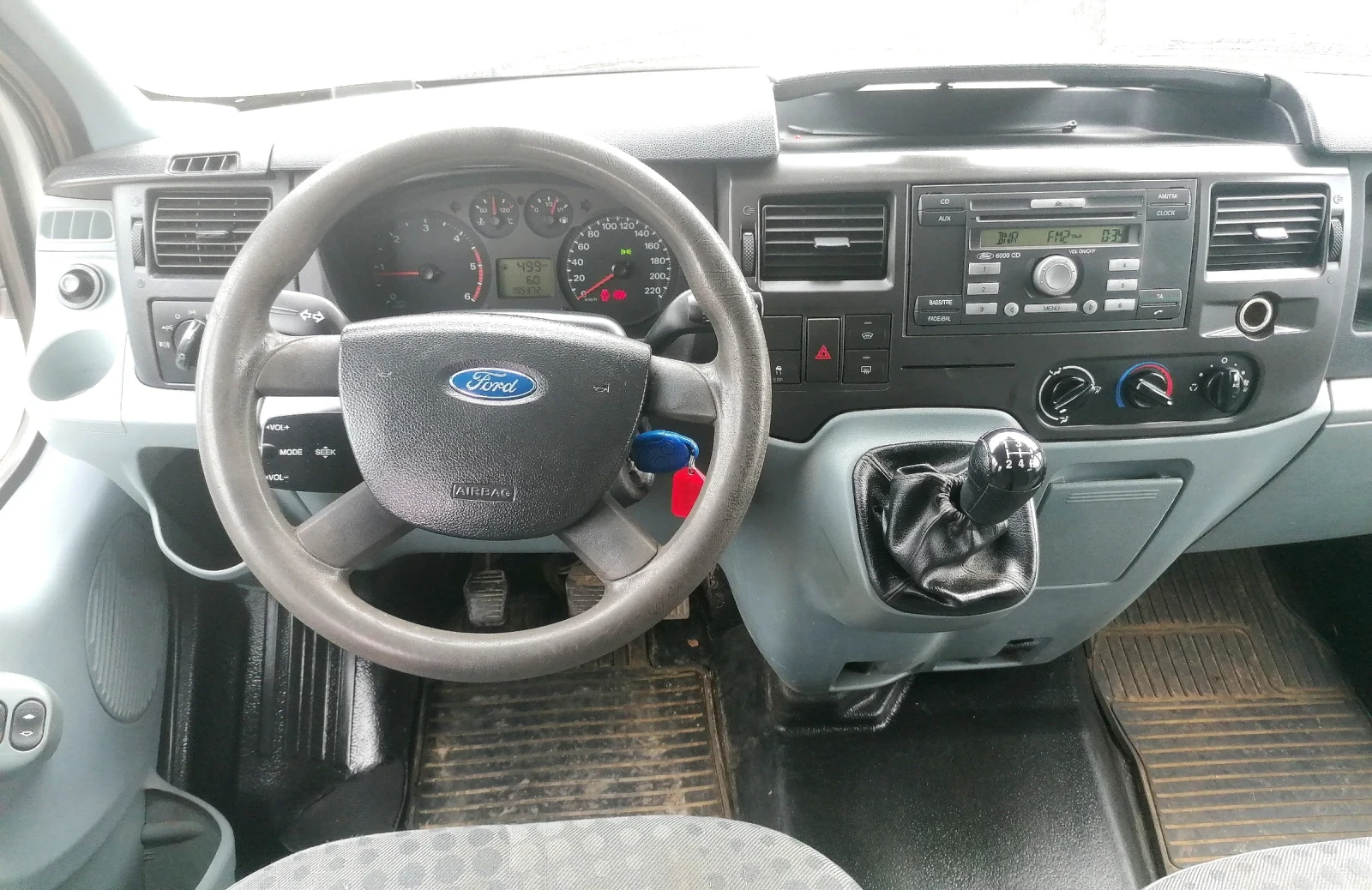 Ford Transit Long 8+ 1 2.2 86 h.p. - изображение 10